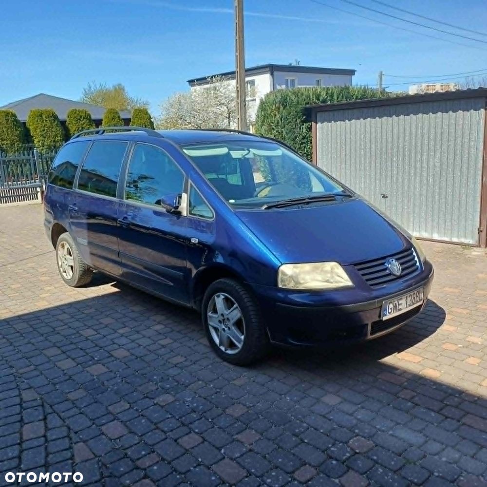 Volkswagen Sharan 2.0 Basis - 3