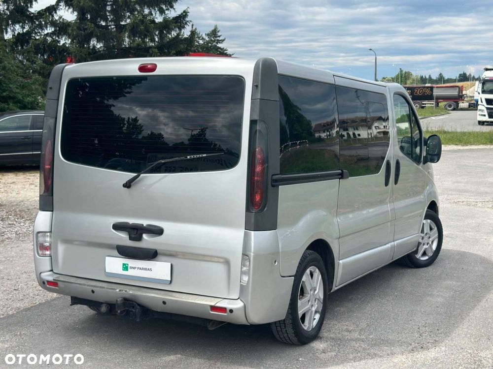 Opel Vivaro - 28
