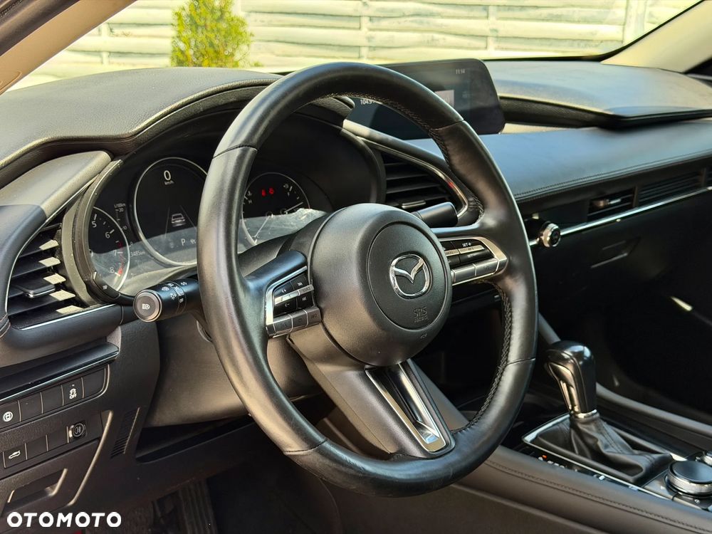 Mazda 3 - 10