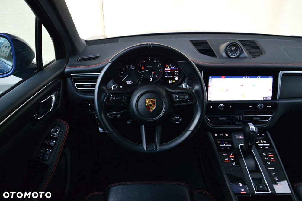 Porsche Macan Standard - 24