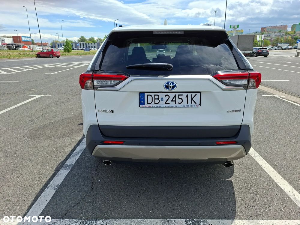 Toyota RAV4 - 6
