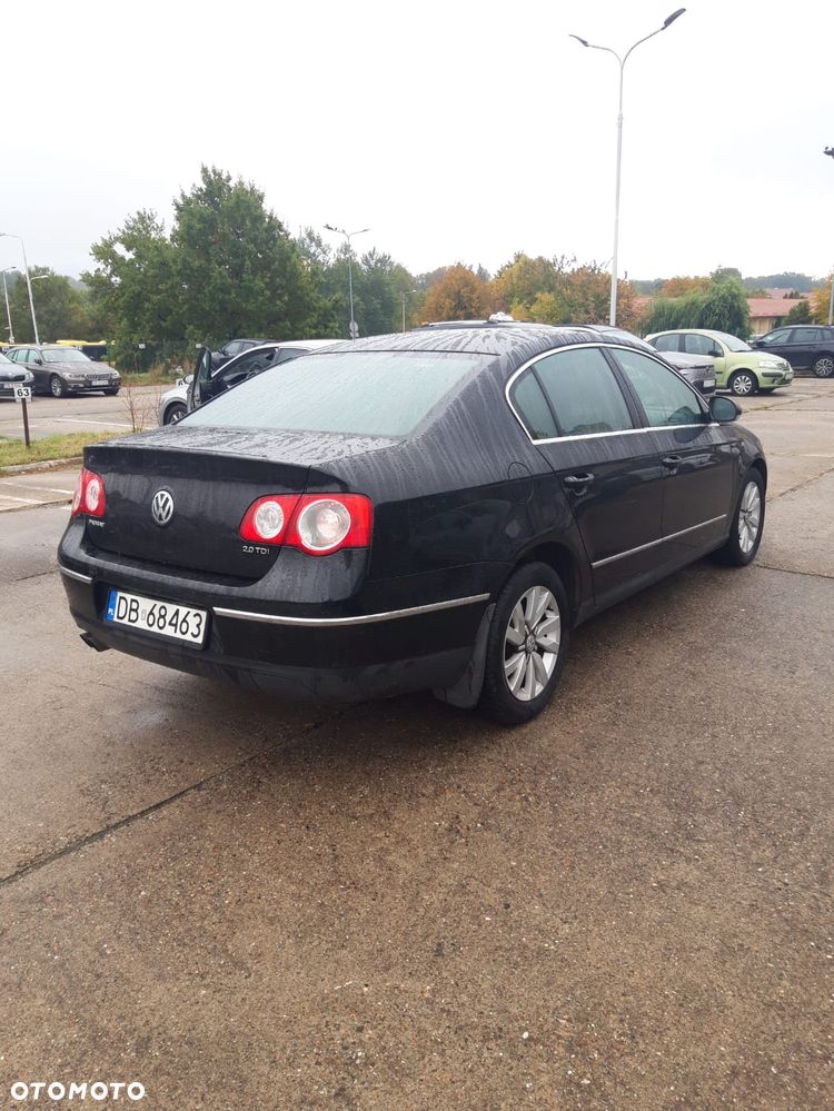 Volkswagen Passat 2.0 TDI DPF Highline DSG - 3