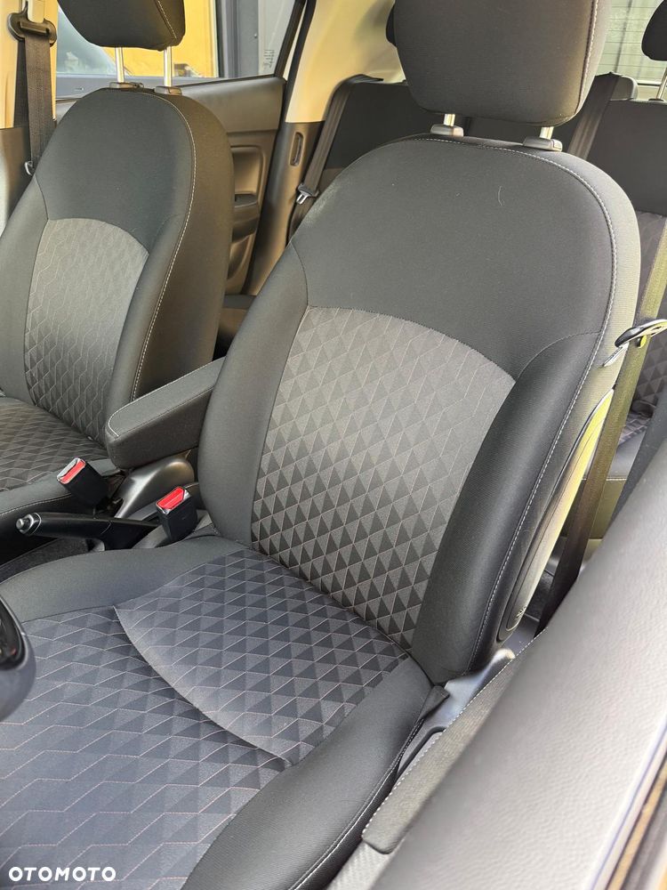 Mitsubishi Space Star 1.2 AS&G Invite CVT - 24