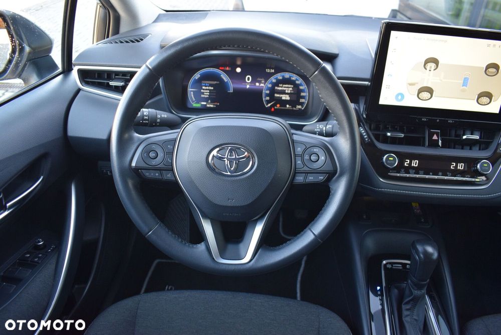 Toyota Corolla - 18