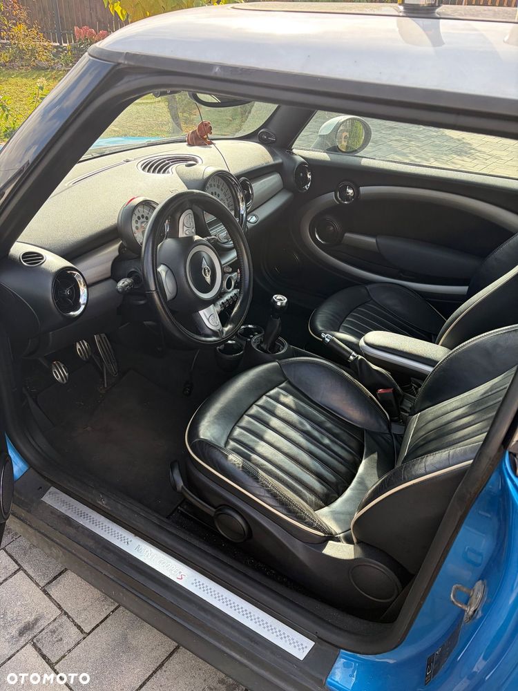 MINI Cooper S - 16