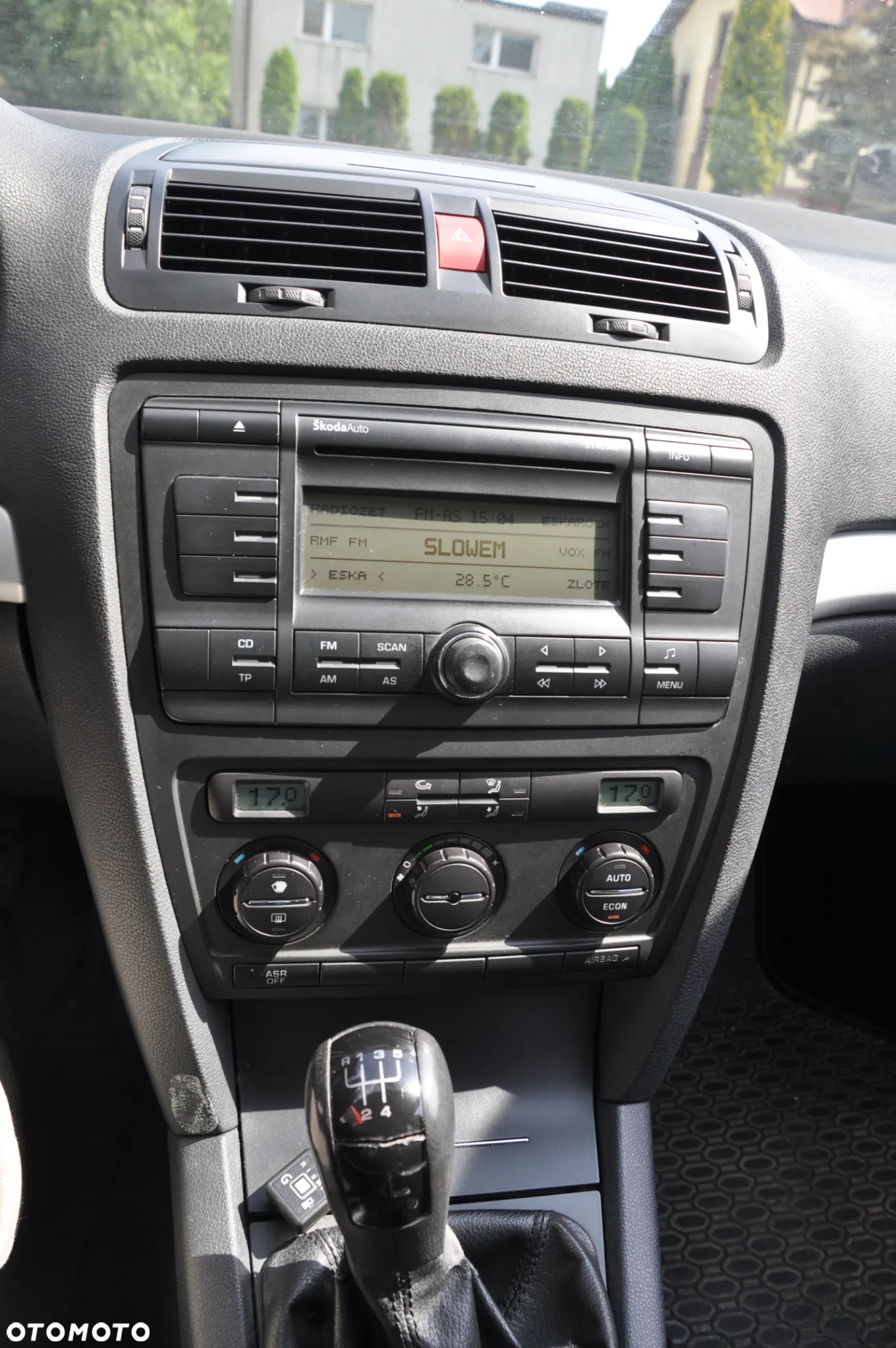Skoda Octavia 1.6 Classic - 10