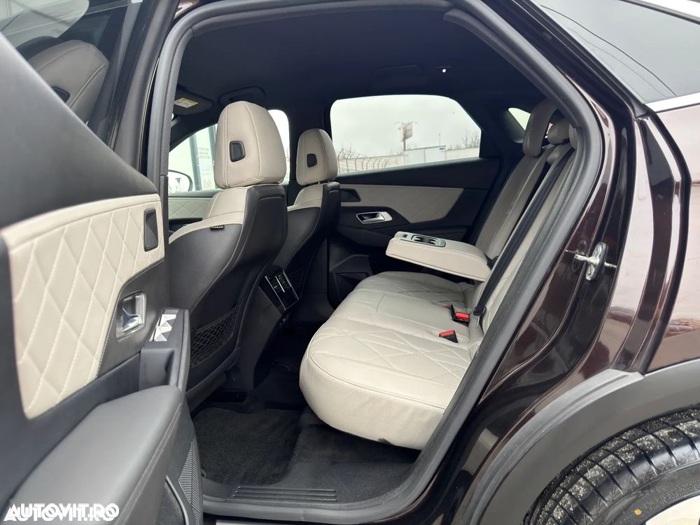 DS Automobiles DS 7 Crossback - 16