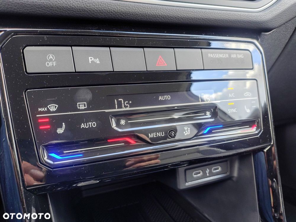 Volkswagen T-Cross 1.5 TSI ACT Style DSG - 17