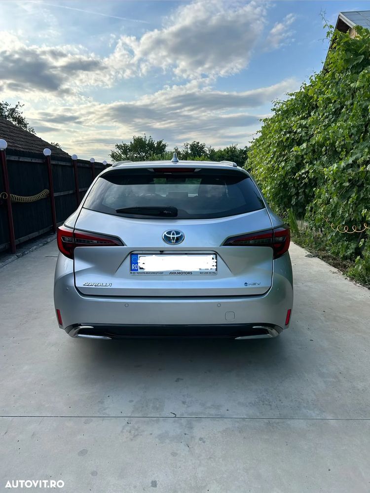 Toyota Corolla - 4
