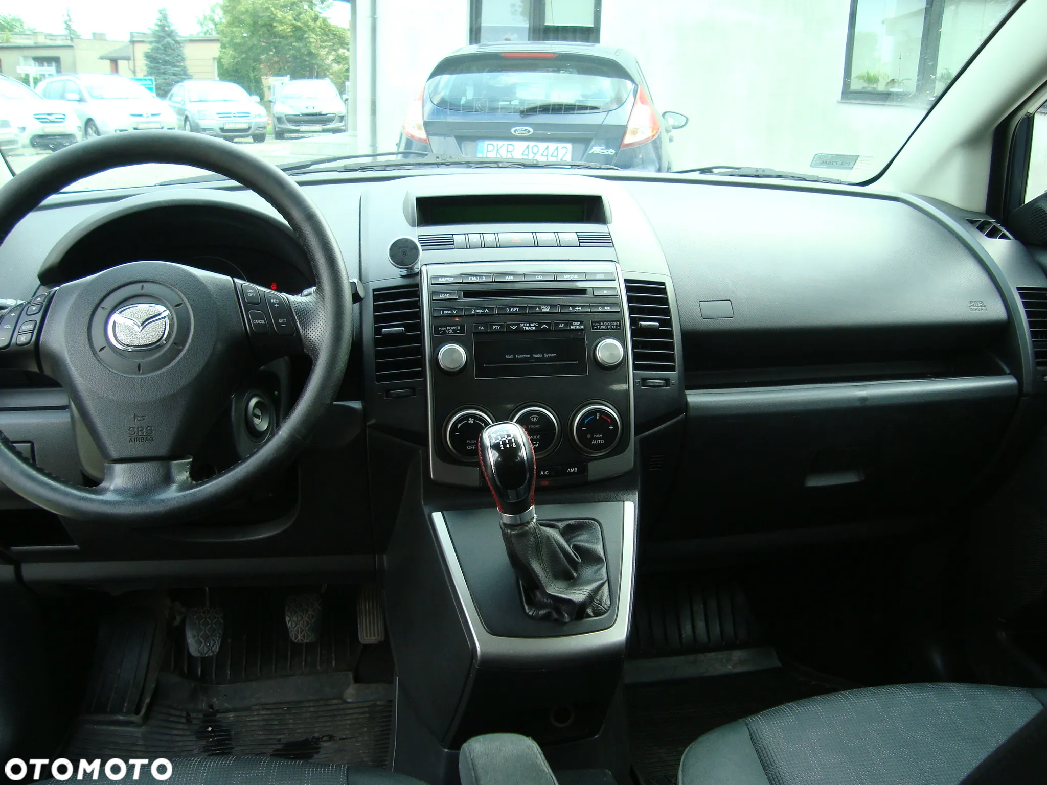 Mazda 5 - 10