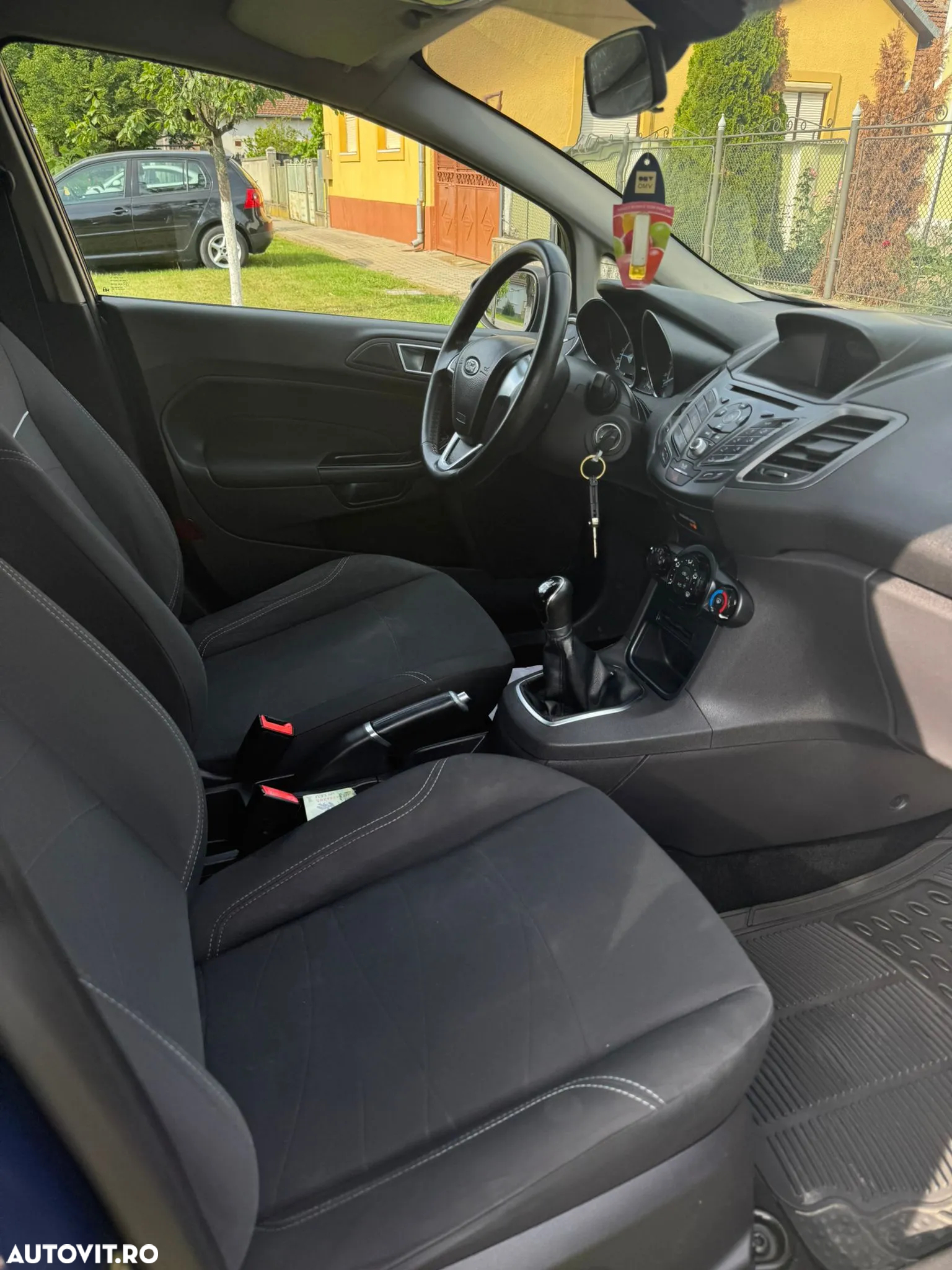 Ford Fiesta 1.5 TDCi DPF Titanium - 8