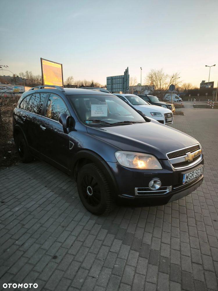 Chevrolet Captiva 3.2 4WD 7 Sitzer LT - 6