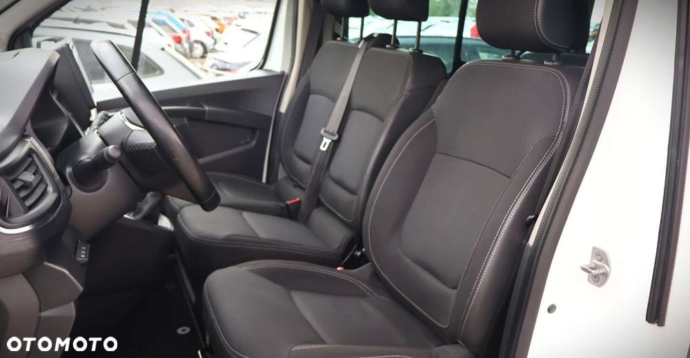Renault Trafic - 15