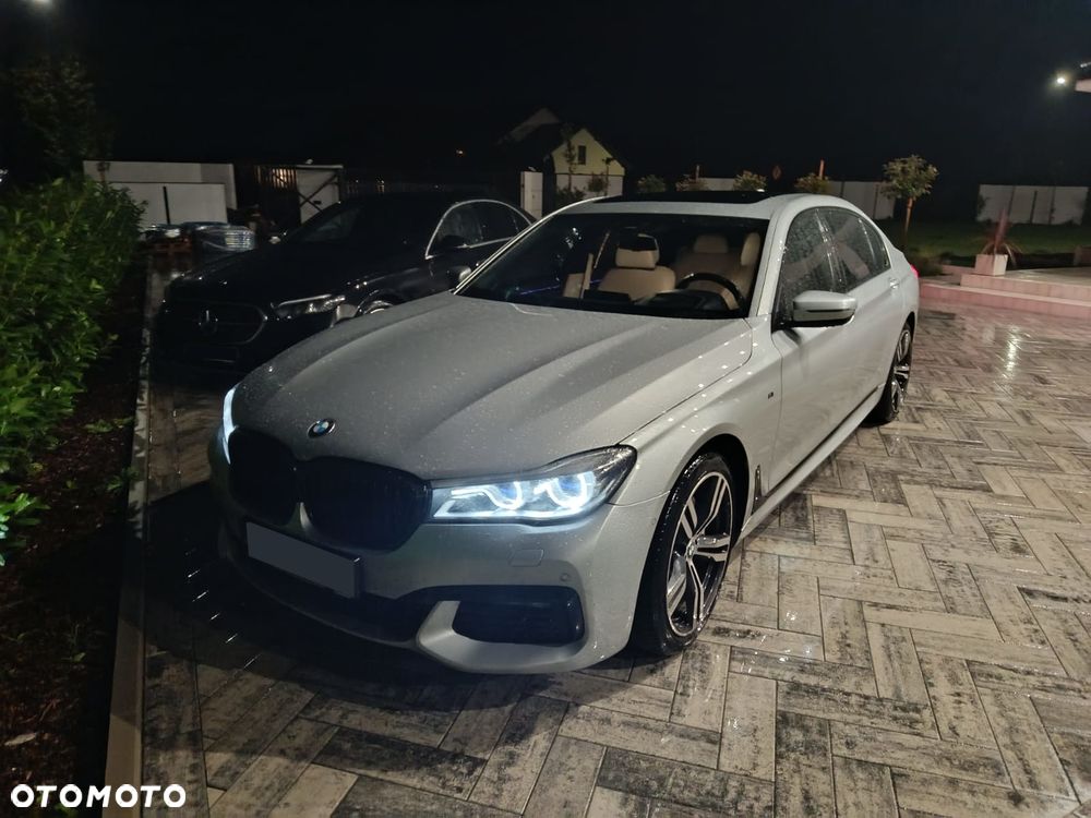 BMW Seria 7 740Li - 5