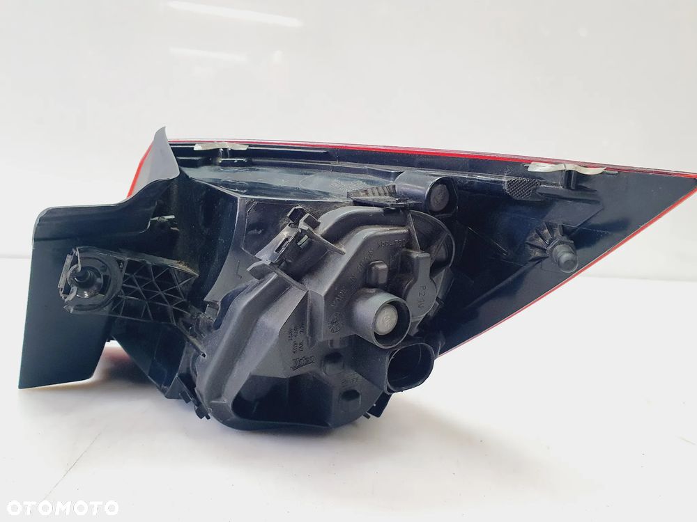 LAMPA LEWA TYŁ TYLNA SEAT LEON III 3 ZWYKLA 5F9 KOMBI - 5