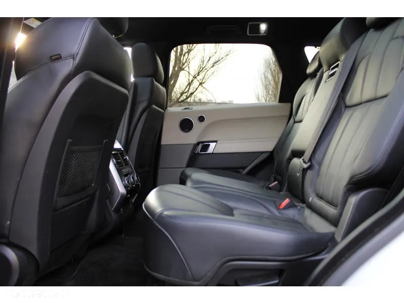 Land Rover Range Rover Sport S 4.4 SD V8 HSE Dynamic - 8