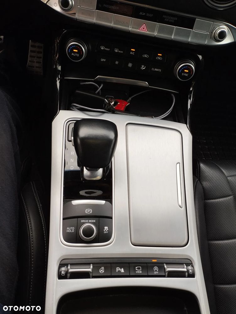 Kia Stinger 3.3 T-GDI V6 GT AWD - 19