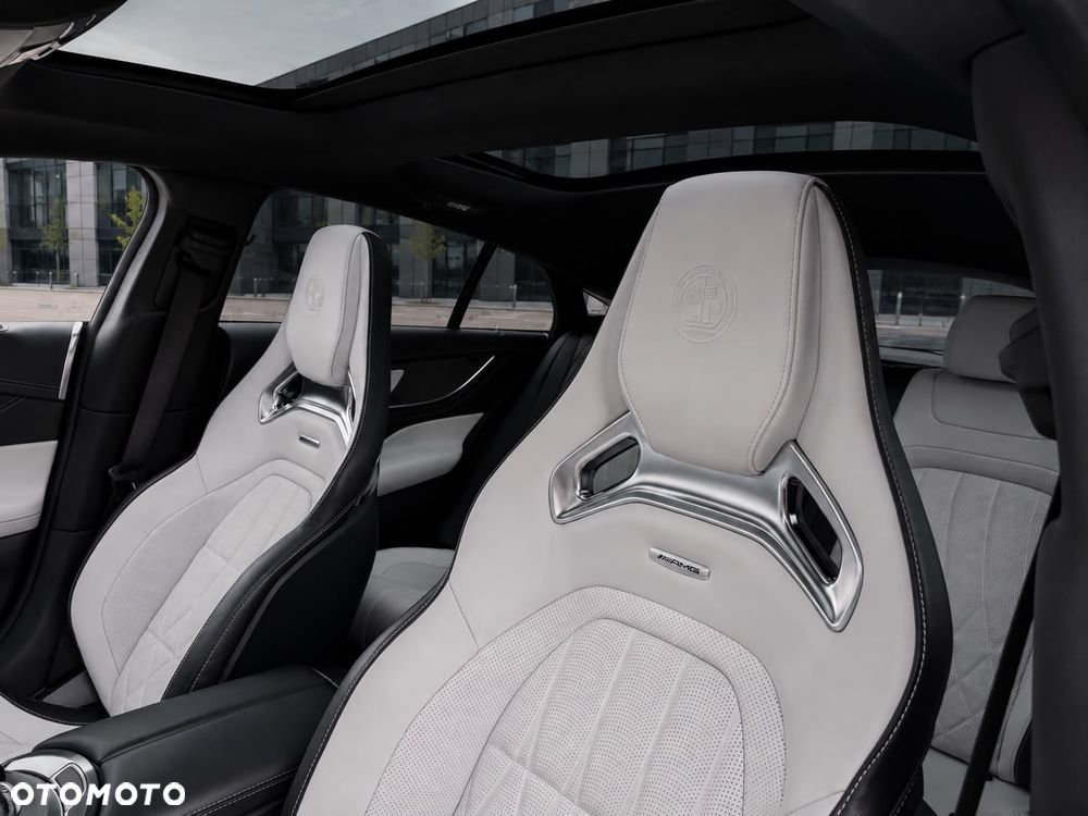 Mercedes-Benz AMG GT 43 4-Matic+ - 28