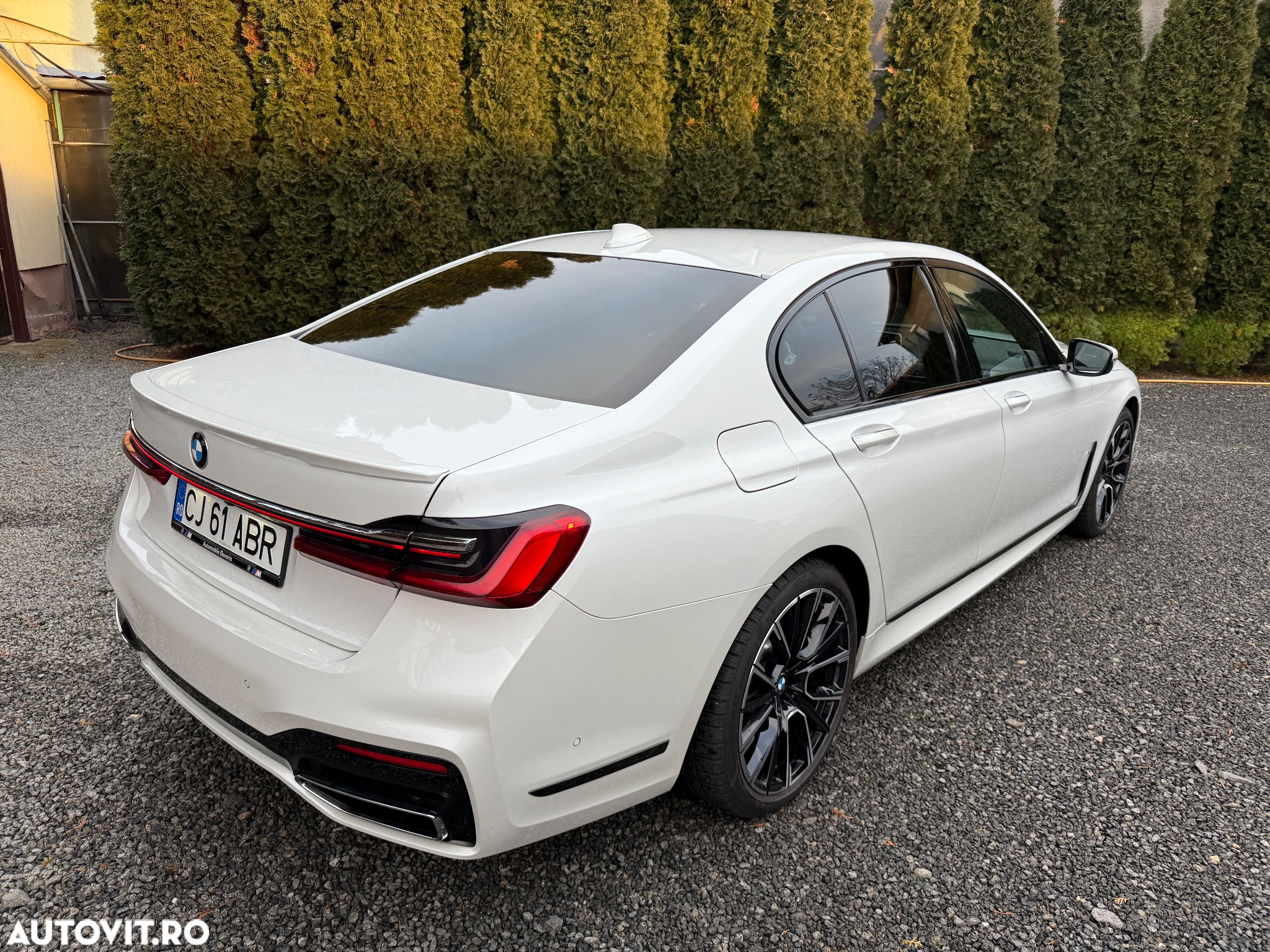 BMW Seria 7 740d xDrive - 13