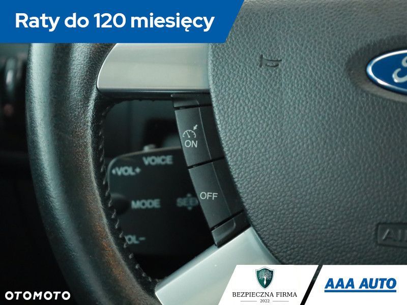 Ford Kuga - 16