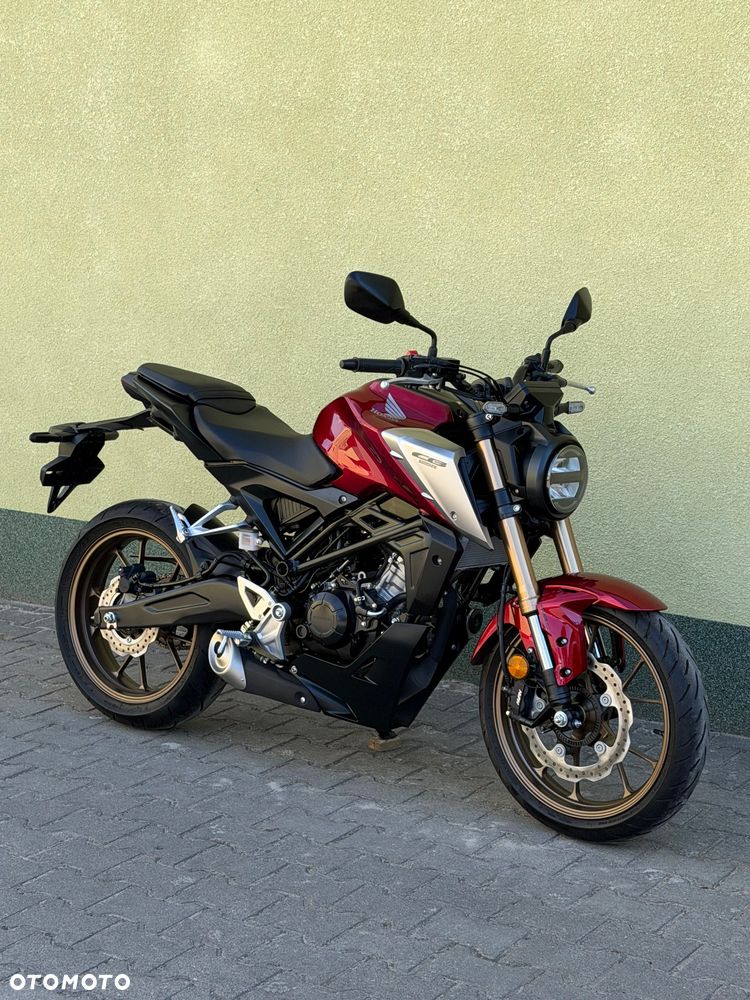 Honda CB - 1