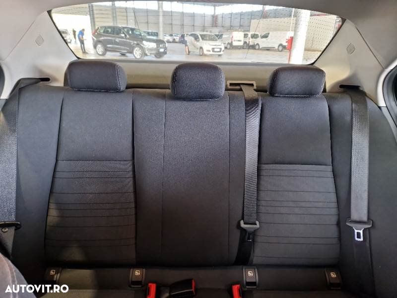 Mercedes-Benz C 180 d 9G-TRONIC - 8