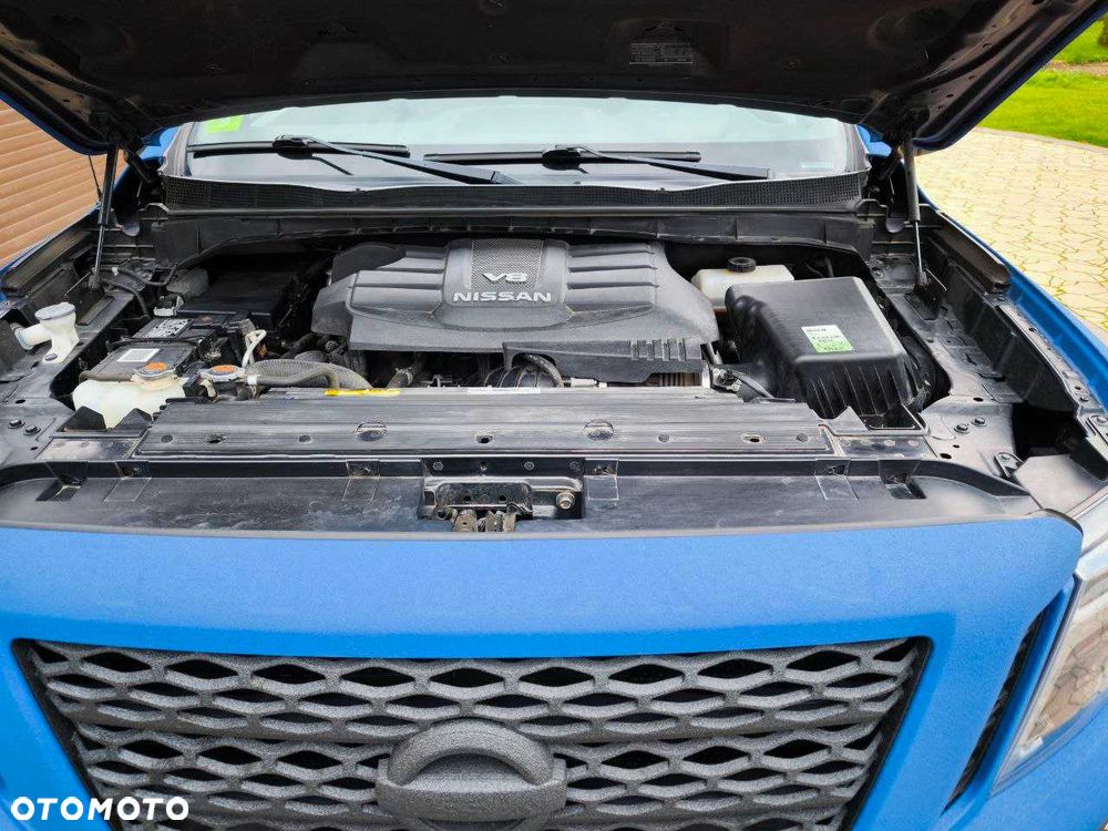 Nissan Titan - 8