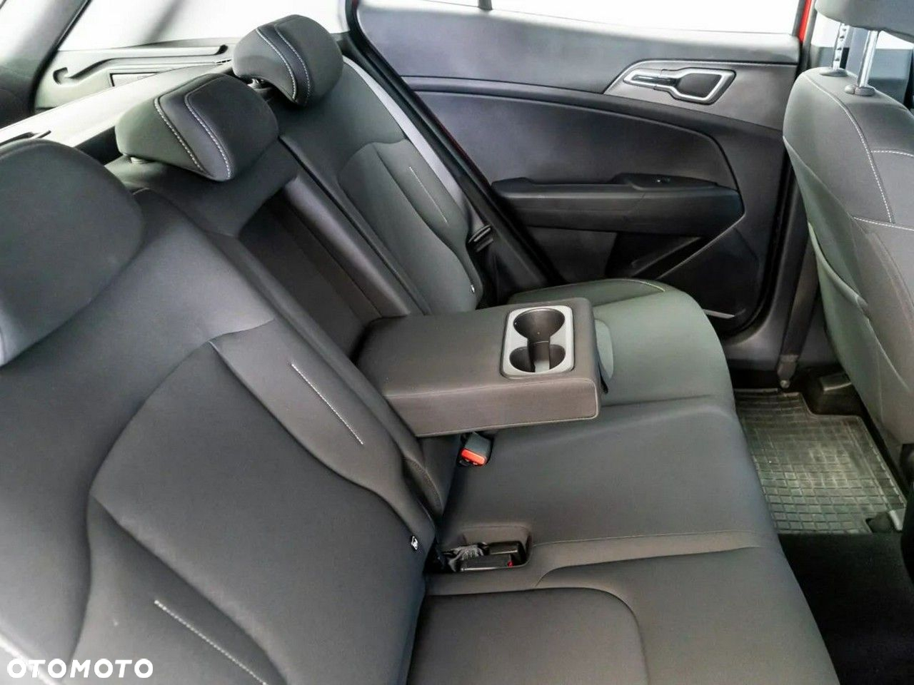 Kia Sportage 1.6 T-GDI MHEV M 2WD DCT - 27