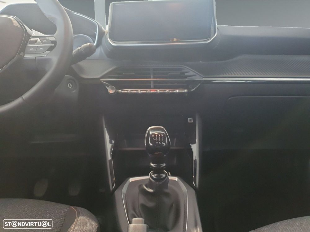 Peugeot 2008 1.2 PureTech Style - 11