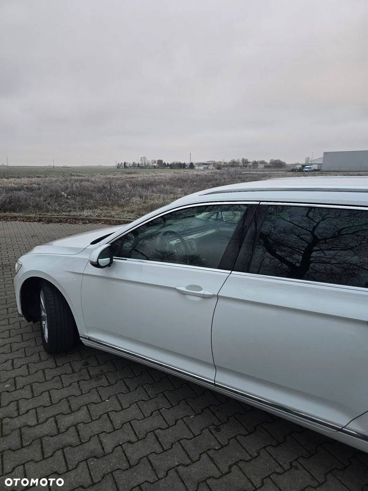 Volkswagen Passat - 8