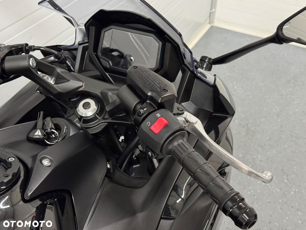 Kawasaki Ninja - 16