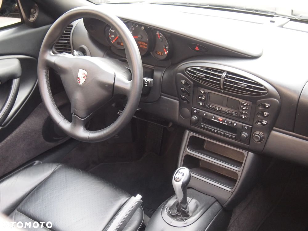 Porsche Boxster - 17