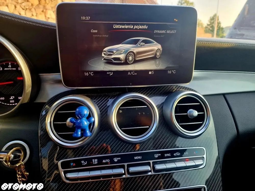 Mercedes-Benz Klasa C AMG 63 Coupe S AMG Speedshift 7G-MCT Edition 1 - 35