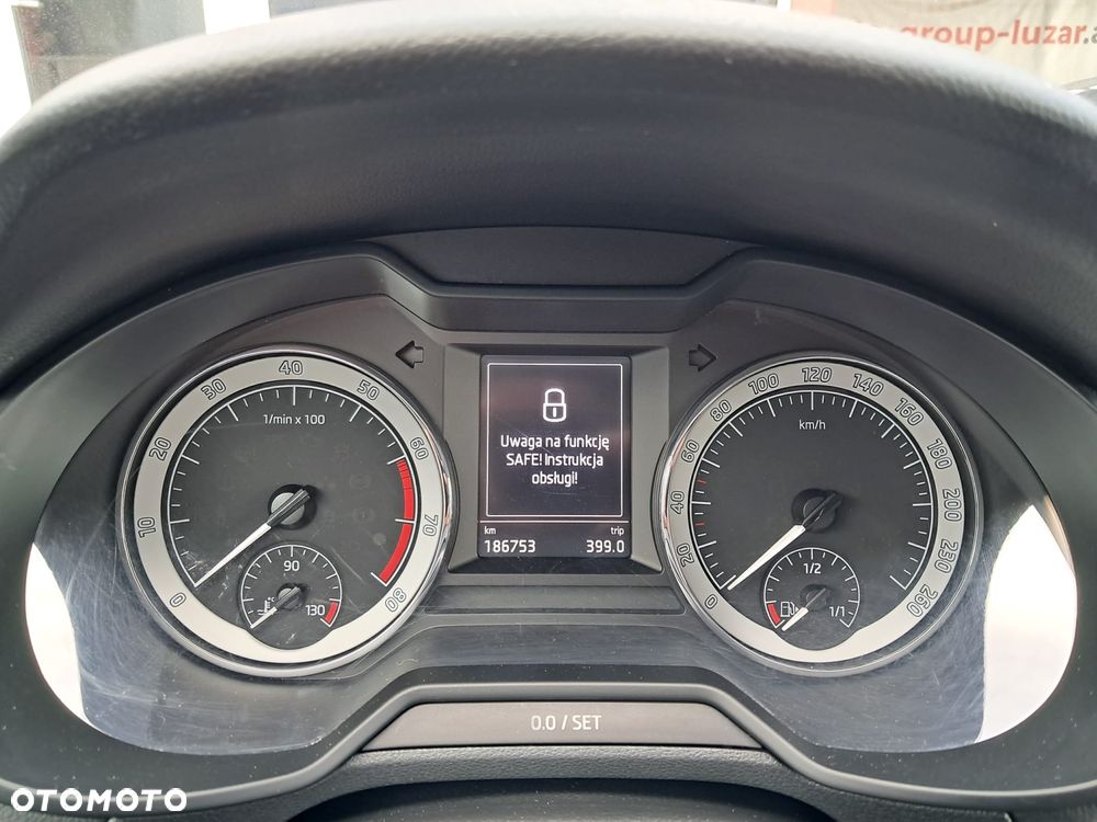 Skoda Octavia 2.0 TSI Style DSG - 6