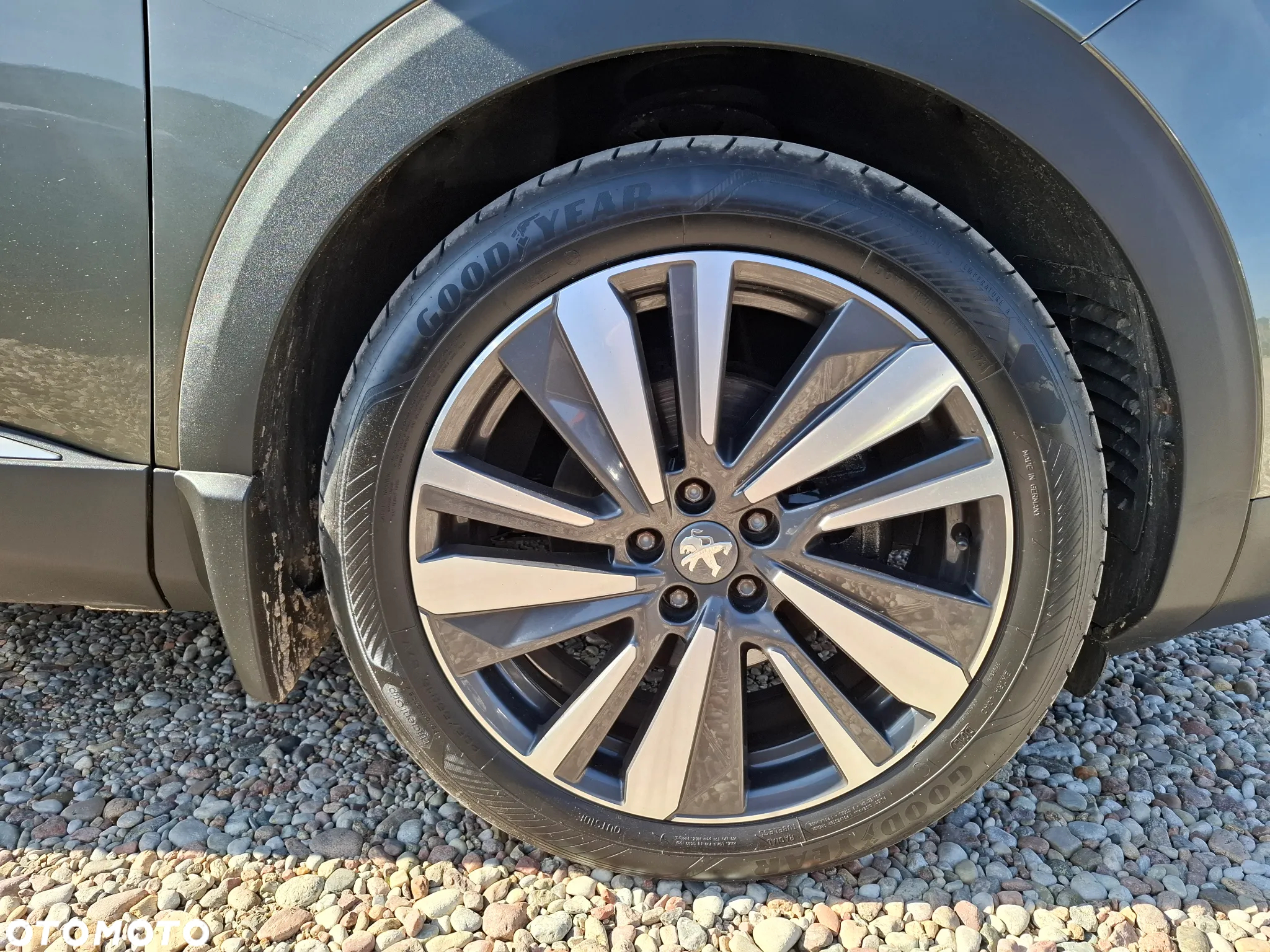 Peugeot 3008 1.5 BlueHDi Allure S&S EAT8 - 5