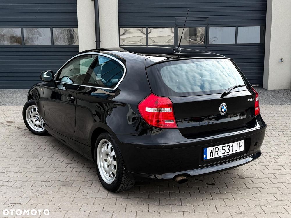 BMW Seria 1 118d - 19