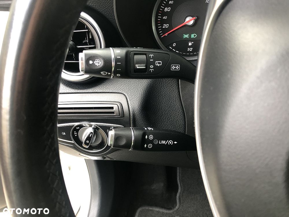 Mercedes-Benz GLC 220 d 4-Matic - 24