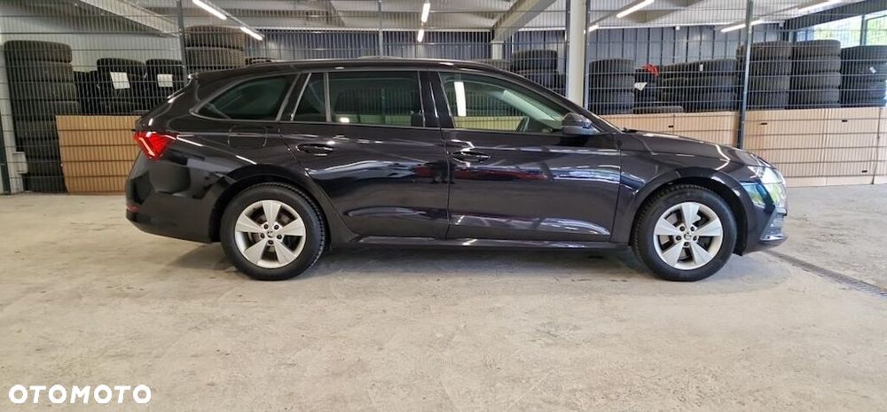 Skoda Octavia 2.0 TDI DSG 4x4 Ambition - 2