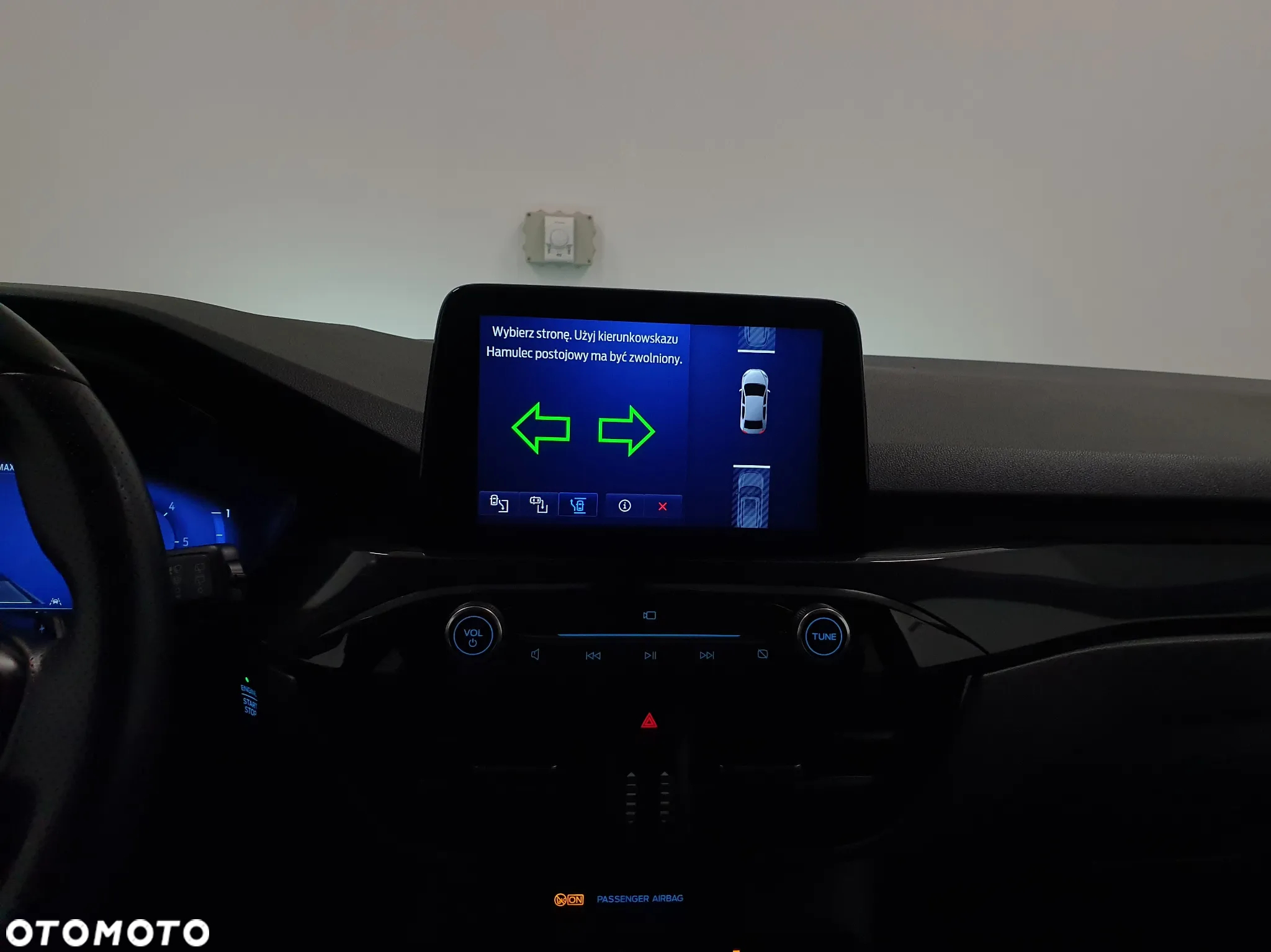 Ford Kuga 2.0 EcoBlue Hybrid ST-LINE X - 23