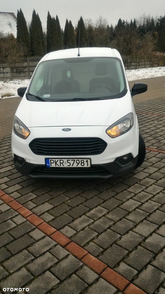 Ford Courier - 8
