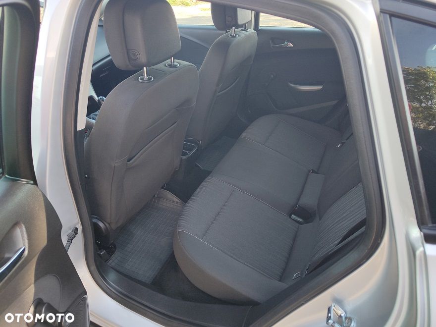 Opel Astra - 8