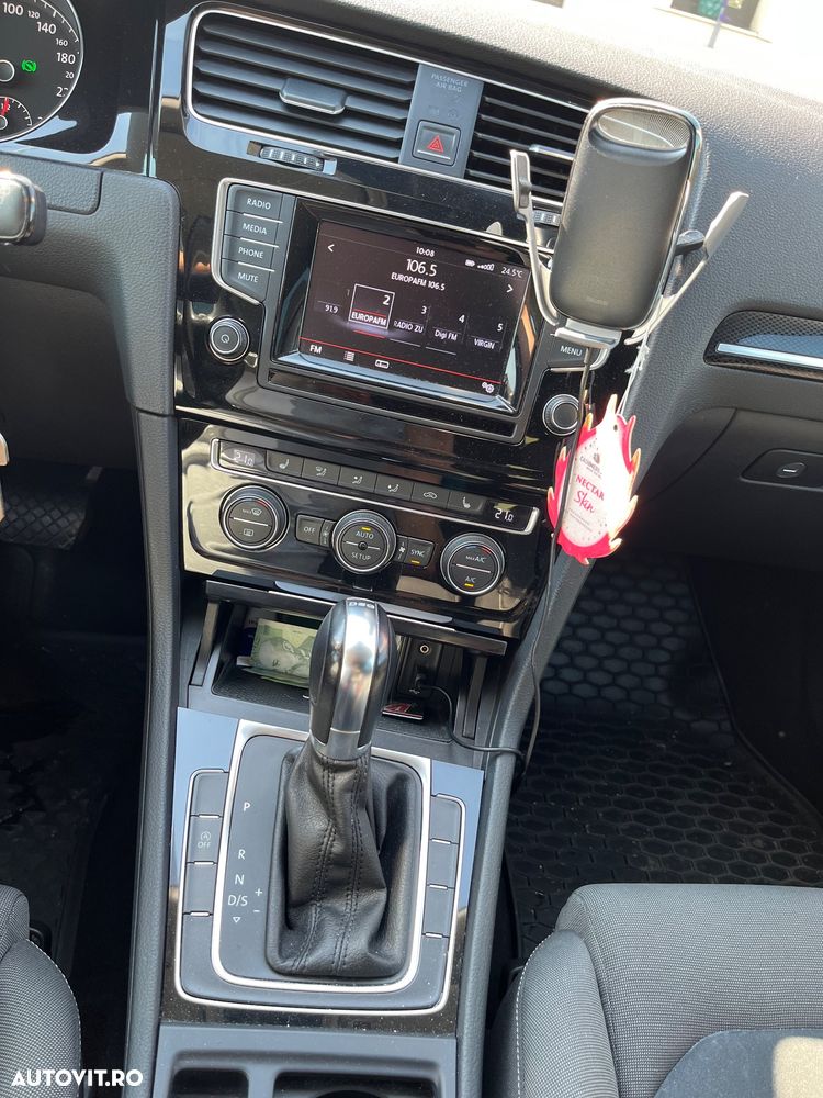 Volkswagen Golf - 14