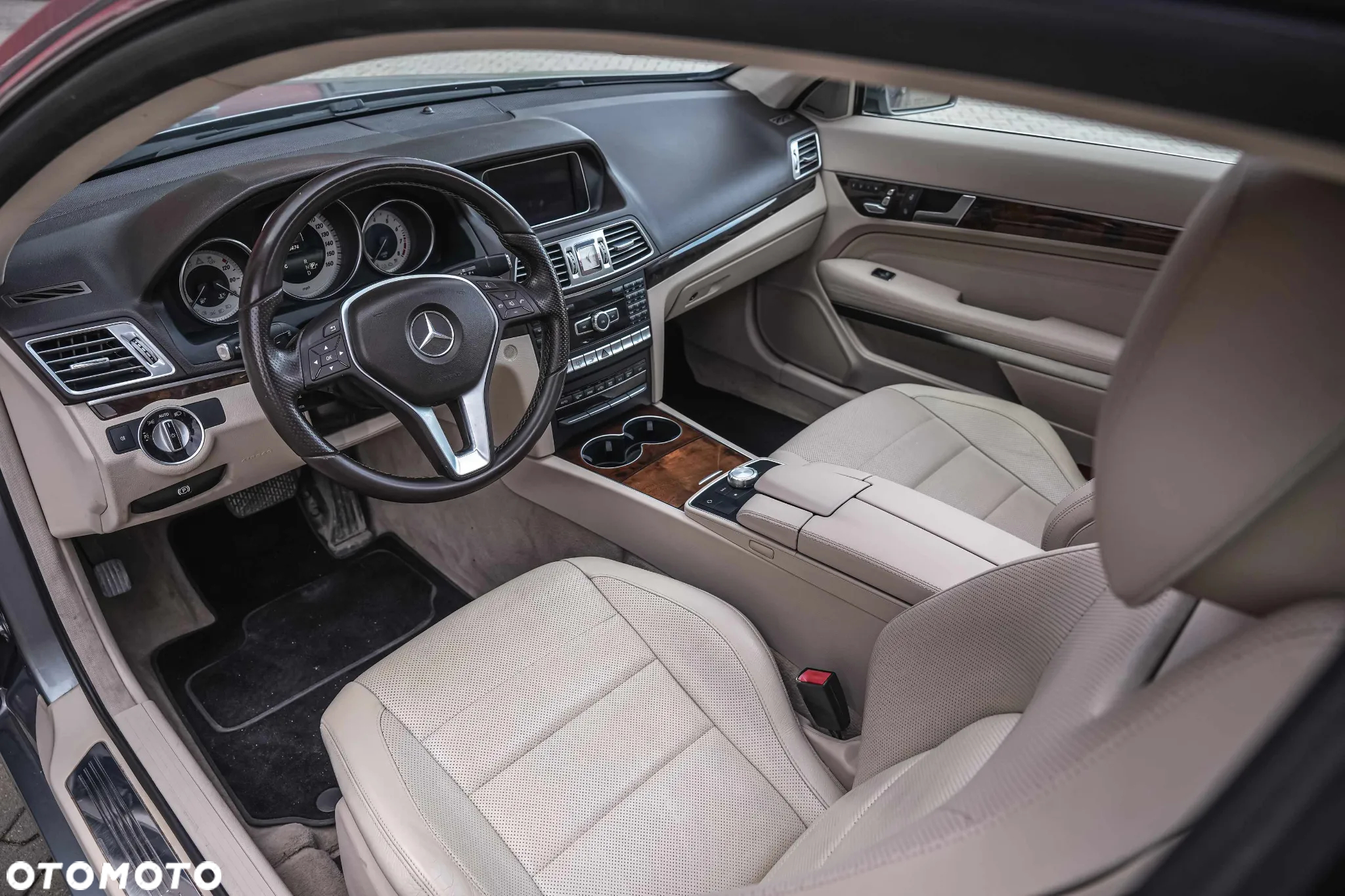 Mercedes-Benz Klasa E 350 CGI BlueEffICIENCY - 22