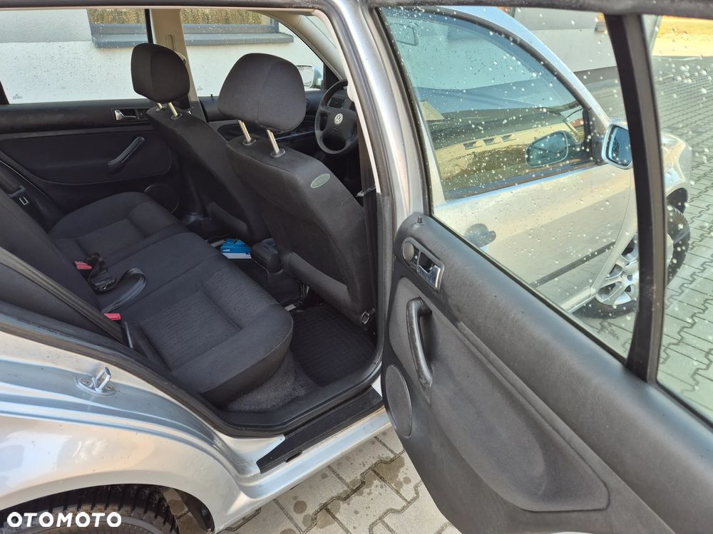 Volkswagen Golf 1.6 Basis - 11