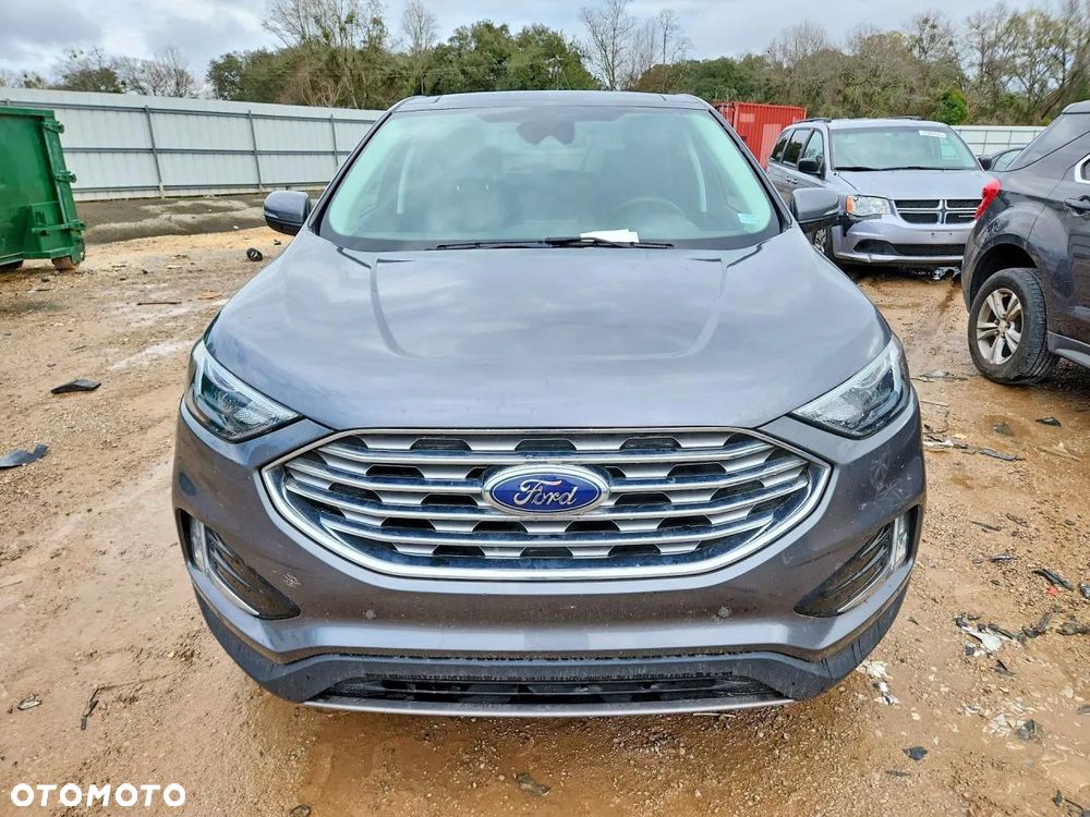 Ford Edge - 3