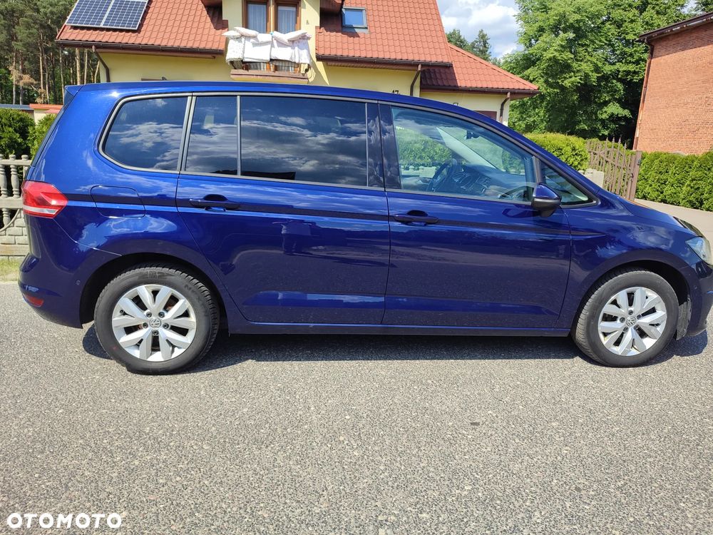 Volkswagen Touran 2.0 TDI SCR (BlueMotion Technology) Comfortline - 29