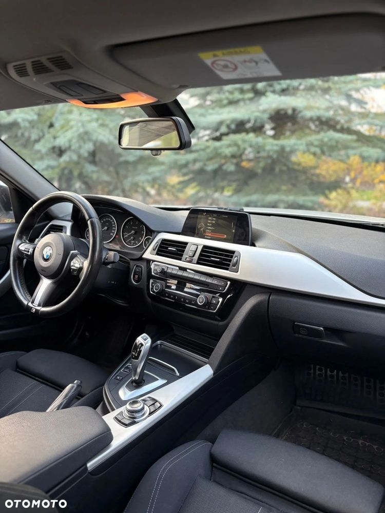 BMW Seria 3 318d - 11