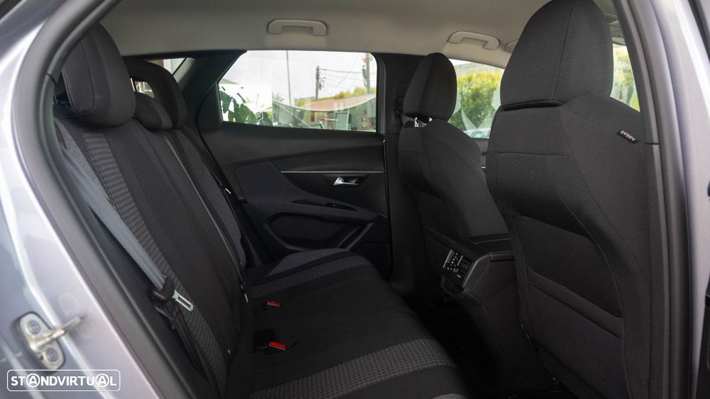 Peugeot 3008 1.5 BlueHDi Active Pack - 11