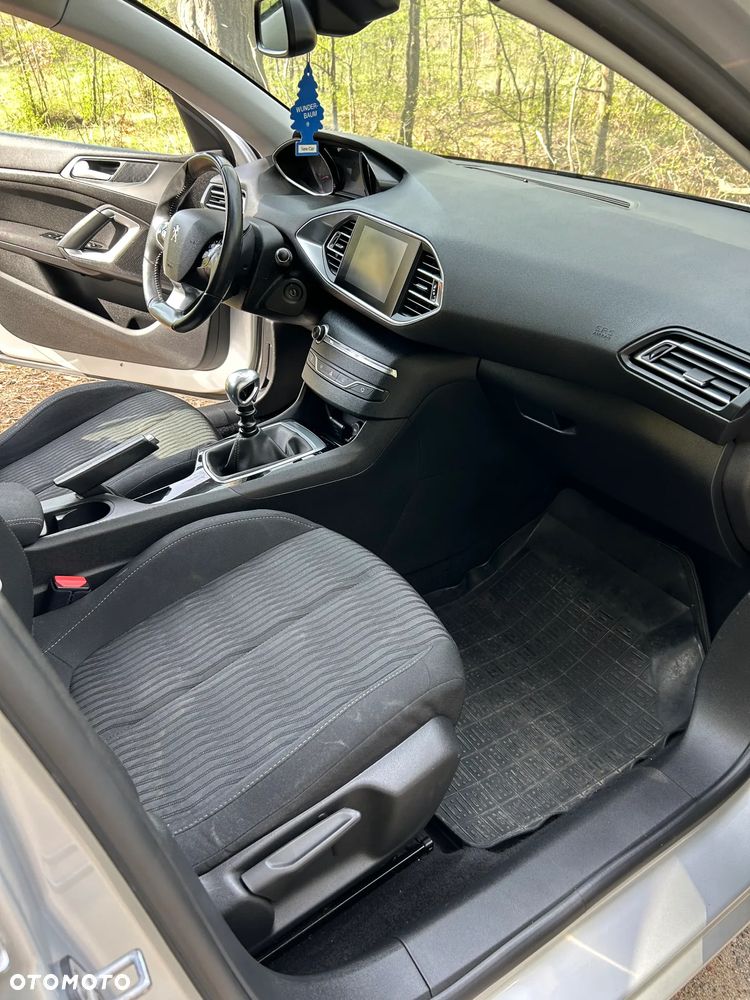 Peugeot 308 - 9