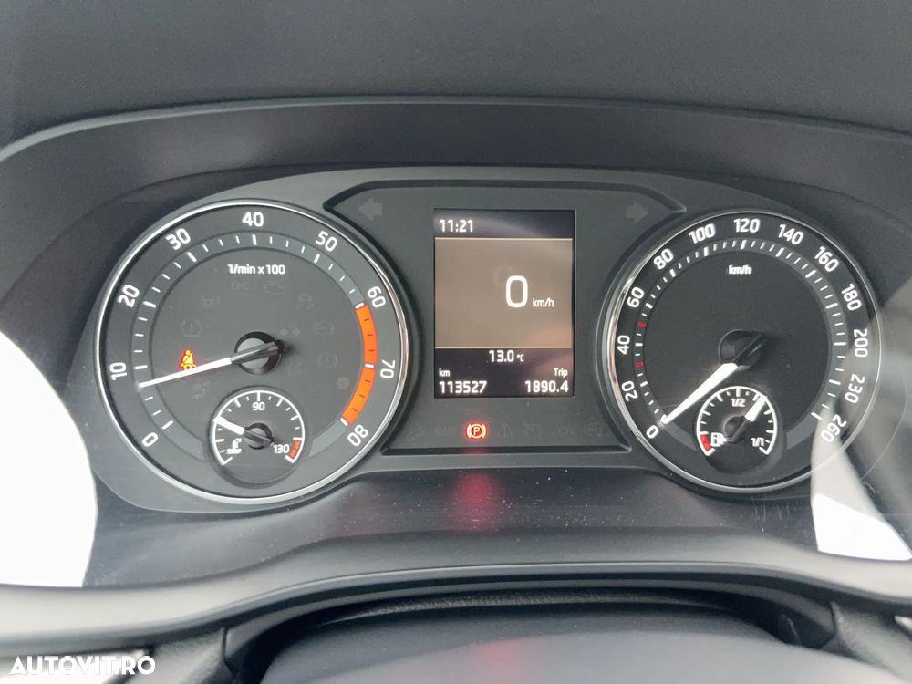 Skoda Octavia 1.5 TSI Ambition - 10
